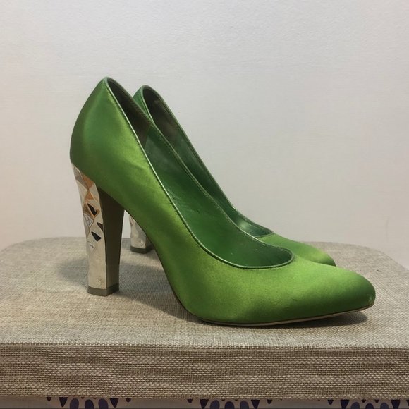 BCBGirl Debra Apple Green Satin Pump with Mirrored Heel - Picture 2 of 14